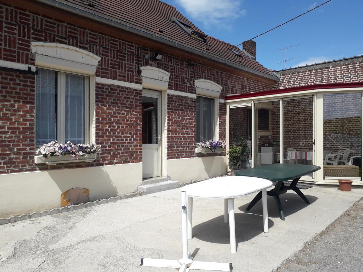 Chez Chantal Et Guy Grandcourt  Экстерьер фото